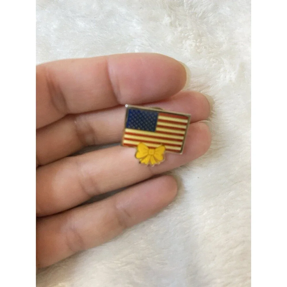 Vintage US American Flag Lapel Pin Yellow Bow Patriotic Enamel Brooch Gold Tone